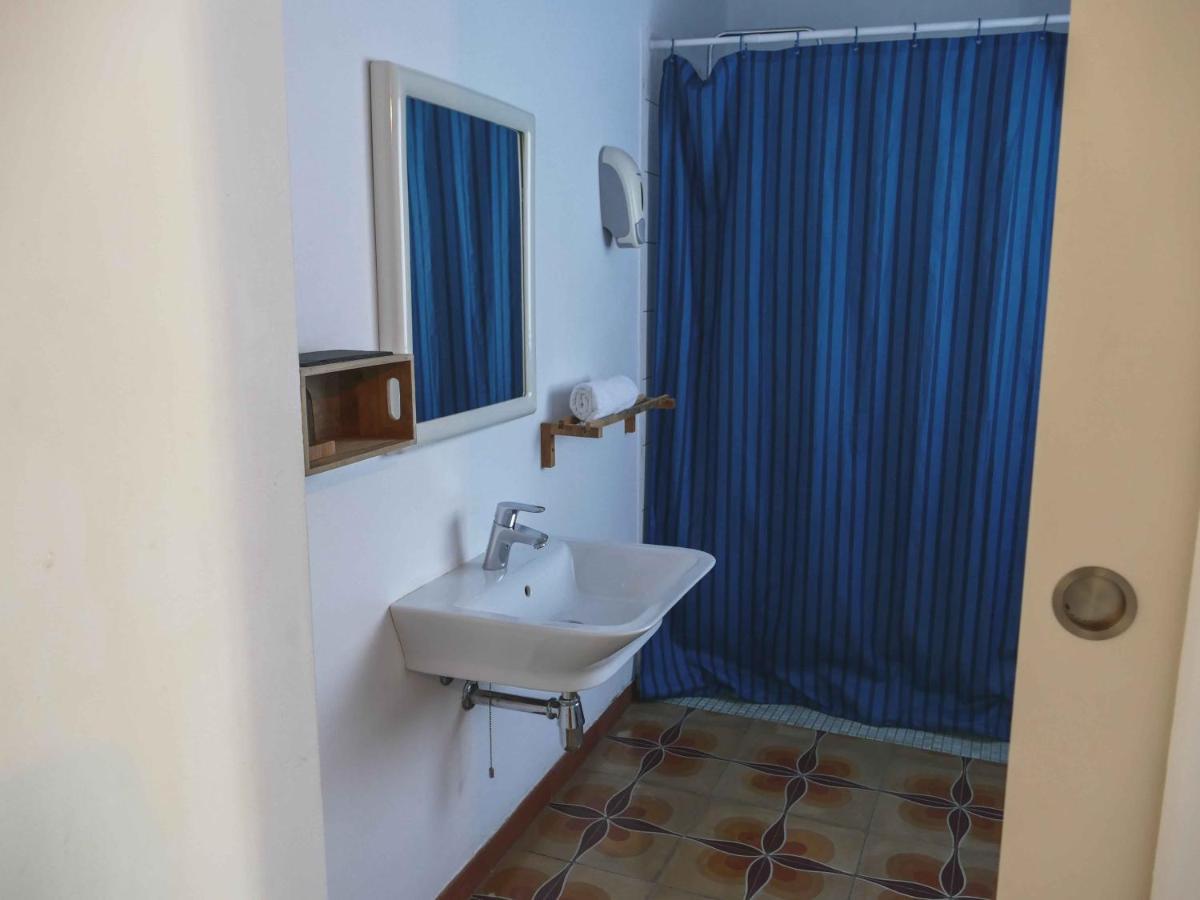 Bed & Breakfast Cling 43 3*
